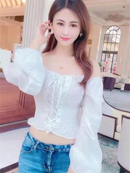 妩媚的果果