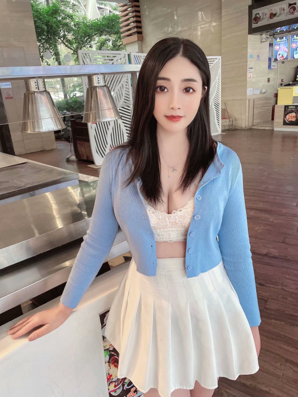 红牌楼附近兼职美少女