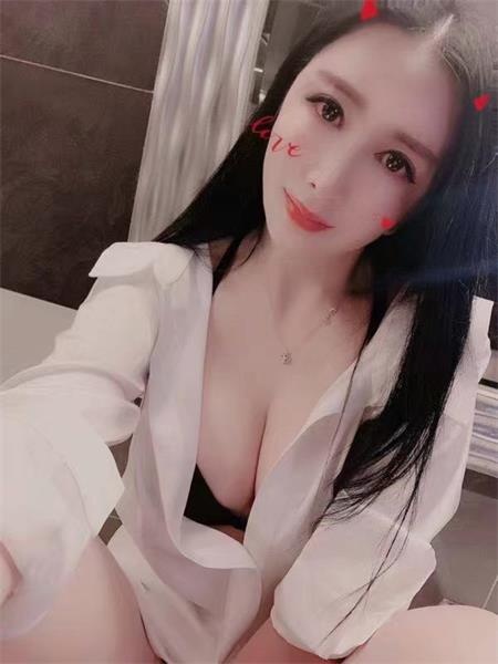 爱跑步的小少妇
