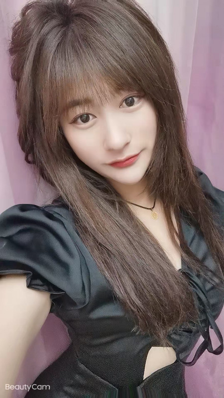 非常骚的嫩妹