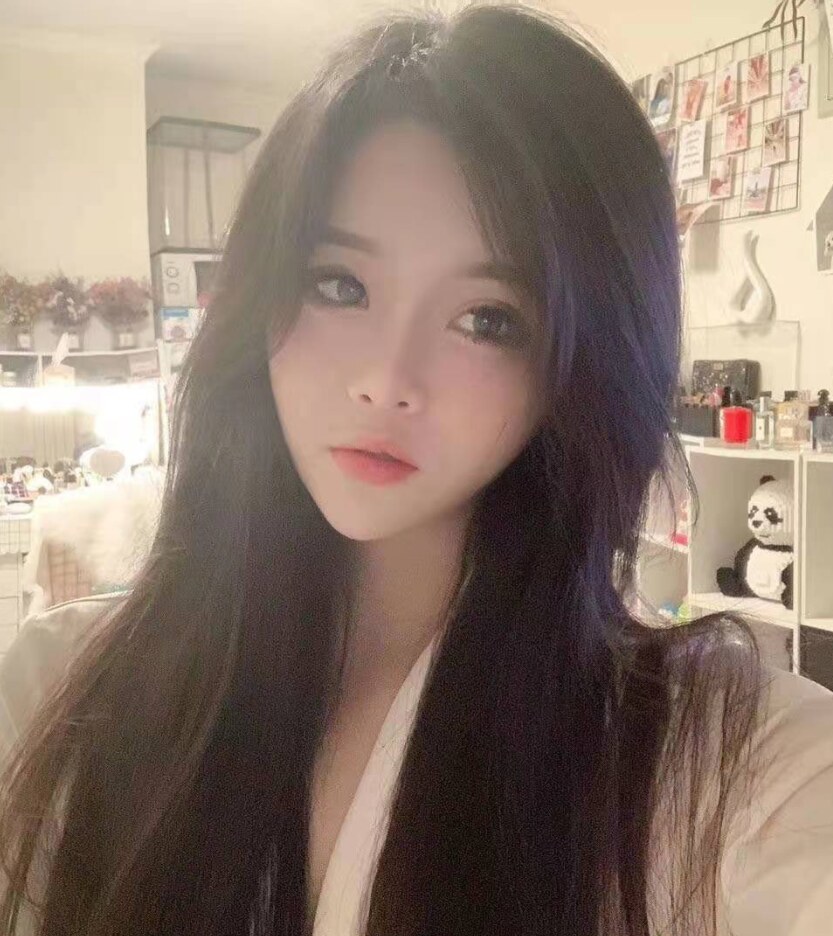 挺有活力的美女--二七区贝贝