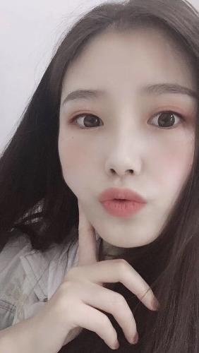 年轻美女CC，调情手法相当不错