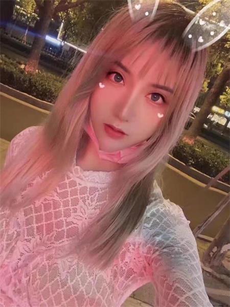 嫩妹琪琪