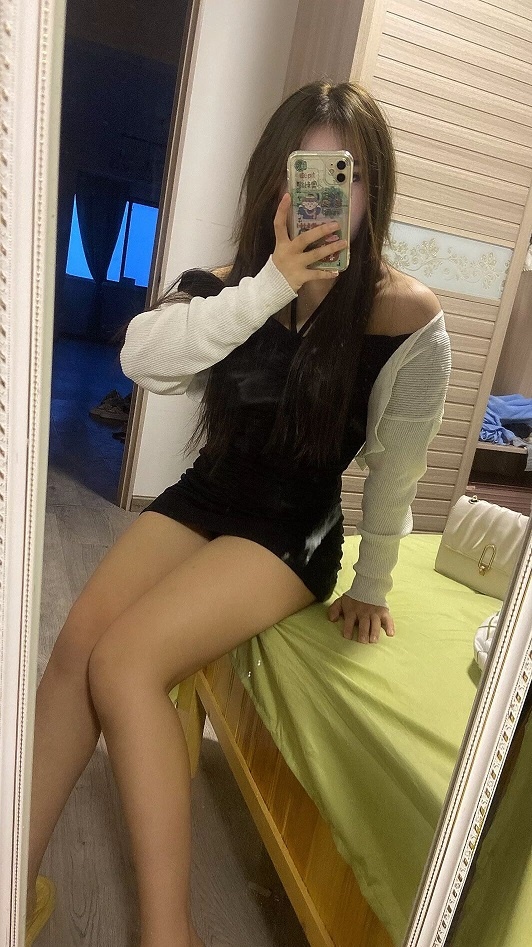 制服美女，奶味糖果