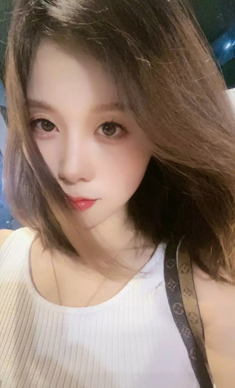 英才街小妹