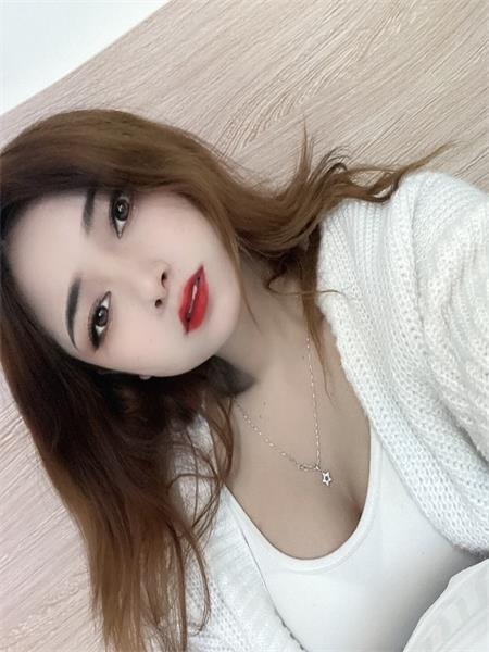 姚家园大胸妹子溪宝宝