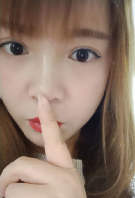 人民公园，服务型美女