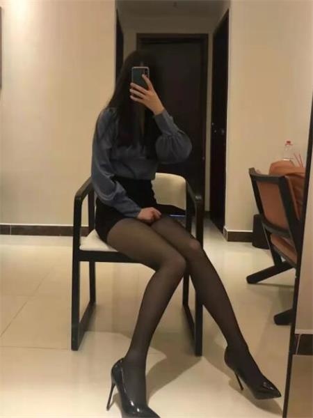 体验园区少妇姐姐