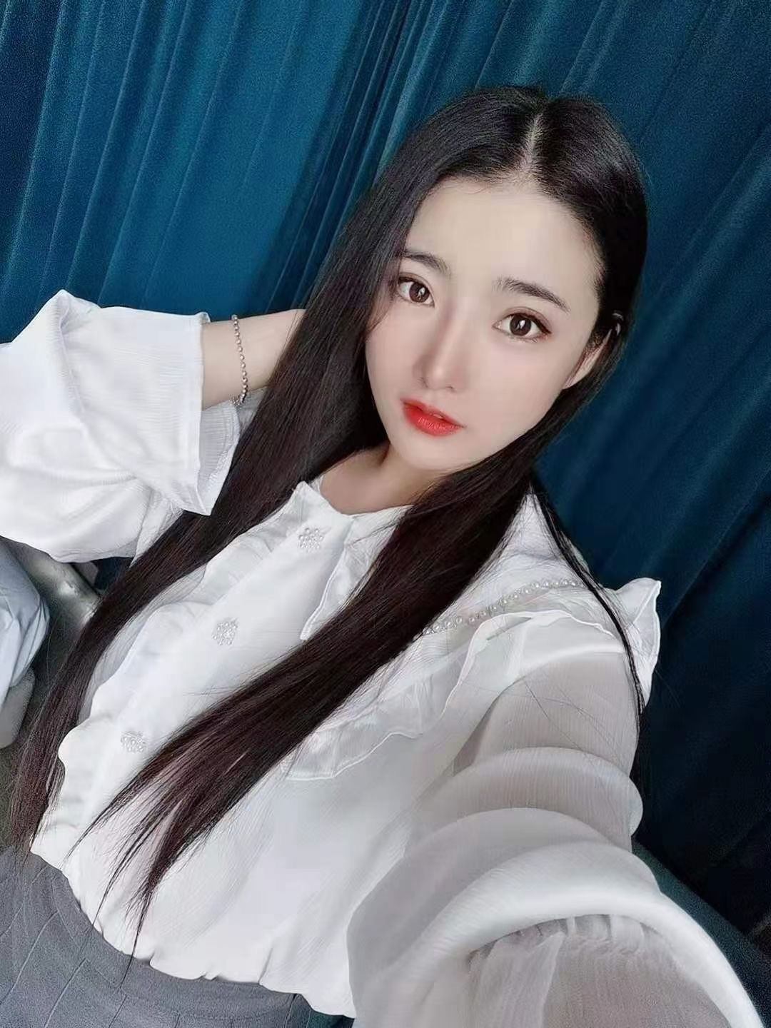 验证D杯大胸 服务控 值得去