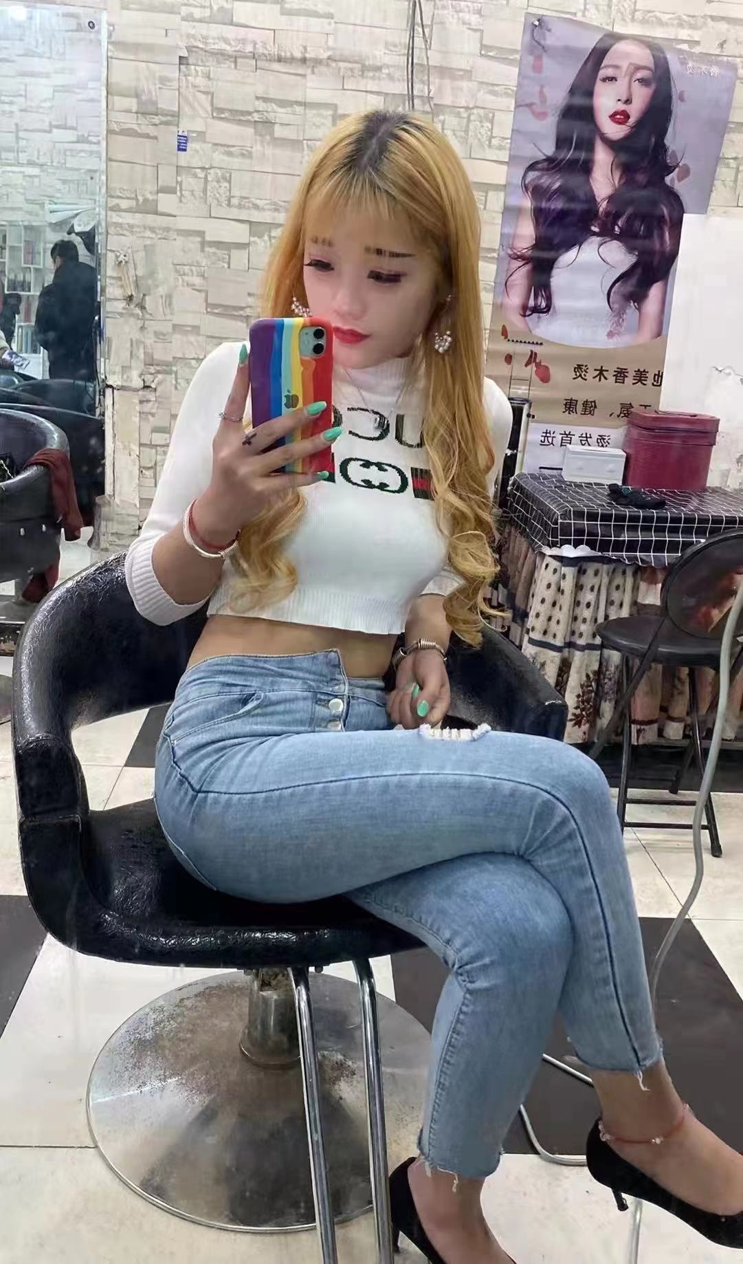路桥蓬街妞妞