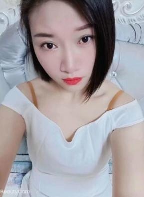 机场路附近的少妇