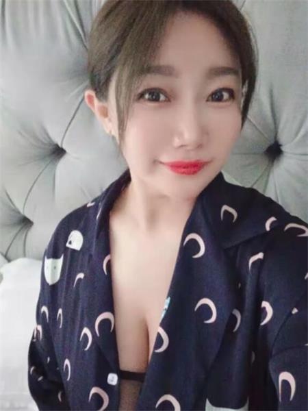二刷大胸少妇