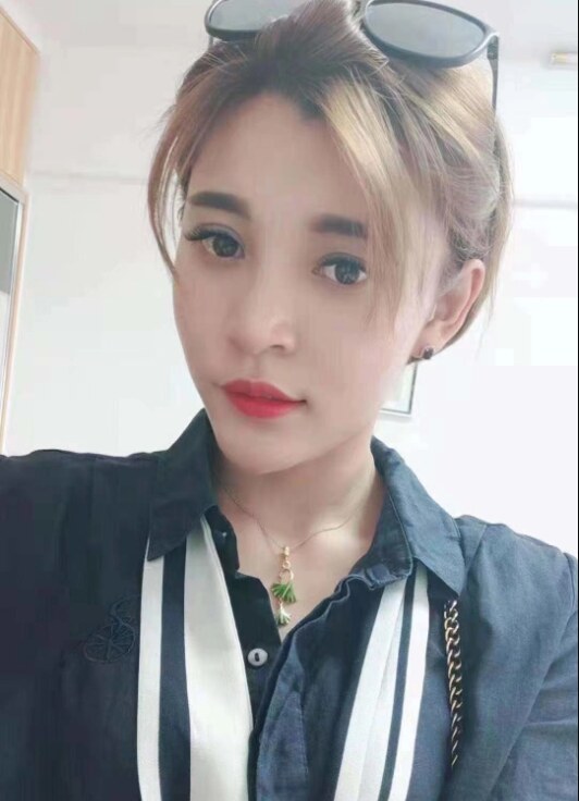 漂亮的兼职小仙女
