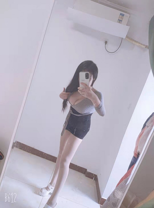 大奶骚妇--暧昧