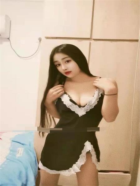服务系嫩妹