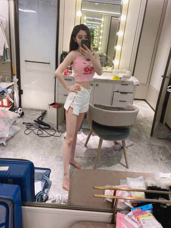 萝莉型邻家小妹