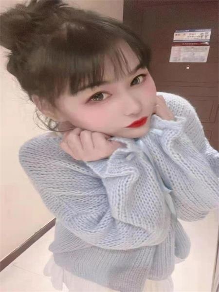越秀小萌妞柚柚