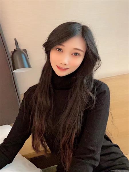 古美路淑月人美腿美