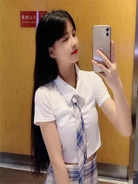 小嫩妹养乐多