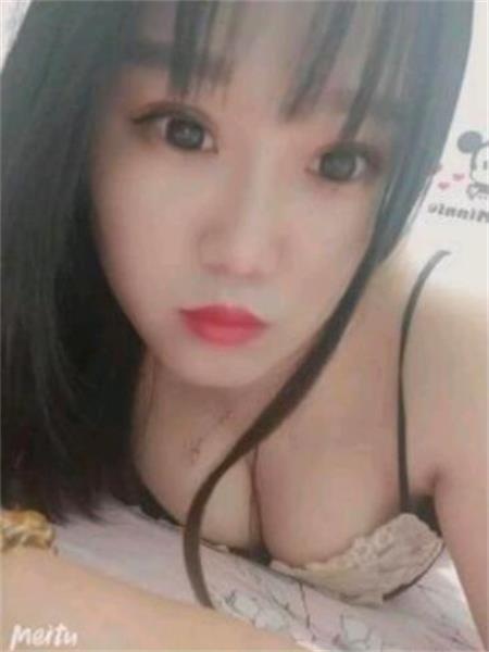 会所出身的小少妇