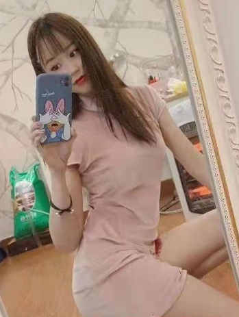 园区性感小美女