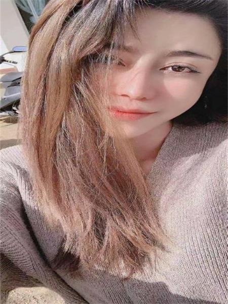 口活舒服的少妇