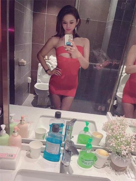 完美大奶妹