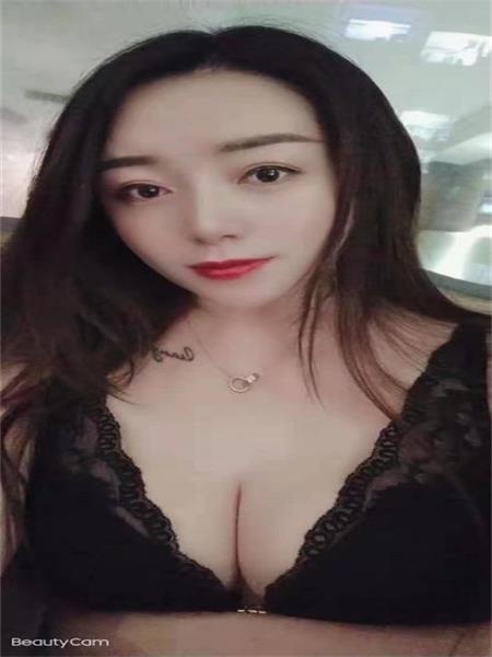 南站傲娇小妹骚恬恬