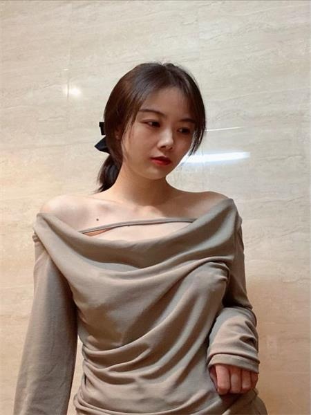性感少妇菲菲
