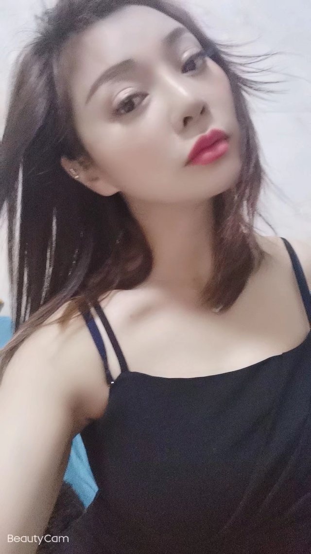 市区大奶小姐姐
