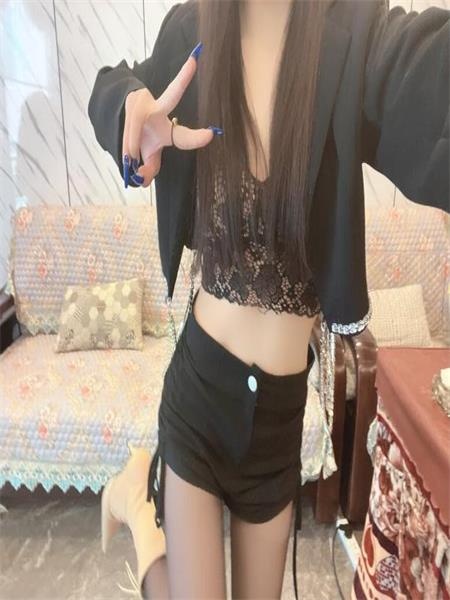 武侯小可爱月月