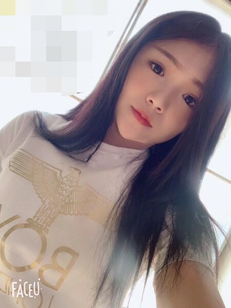 年轻妹子小棠