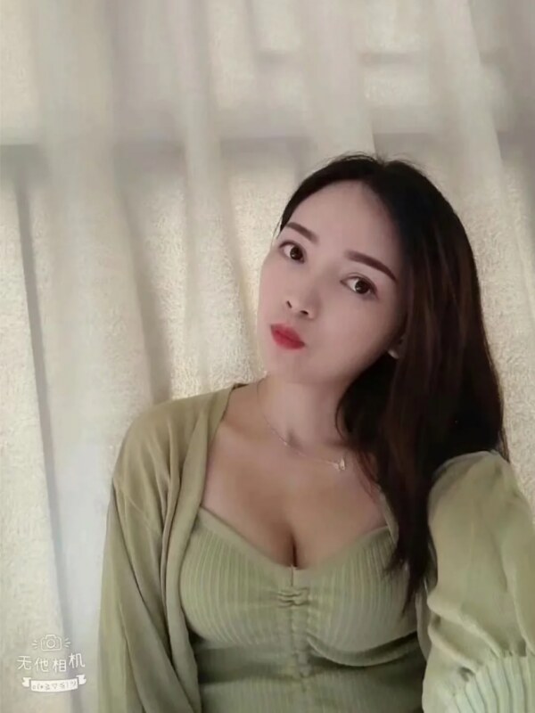 服务系小姐姐