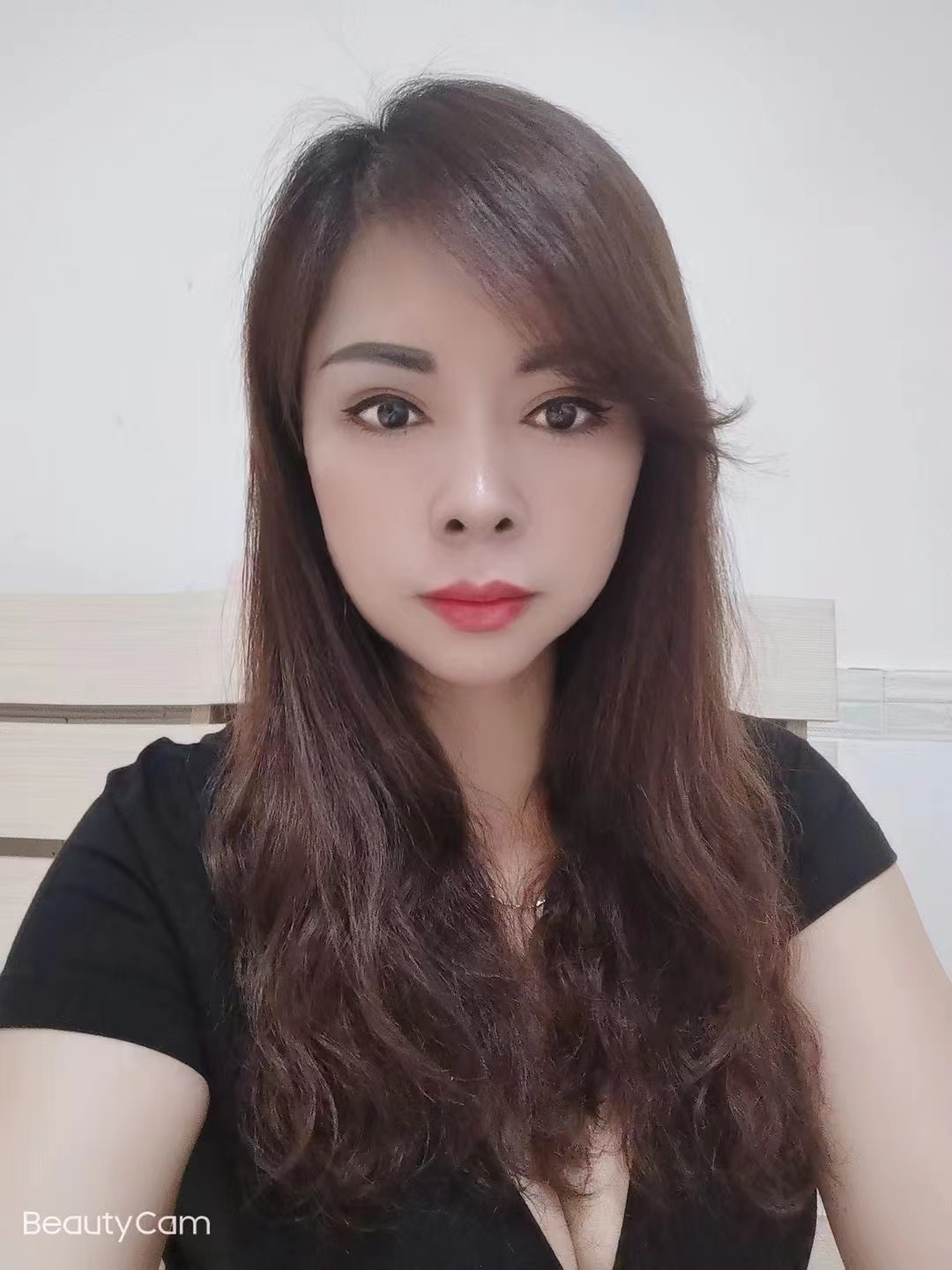 风情少妇媚儿