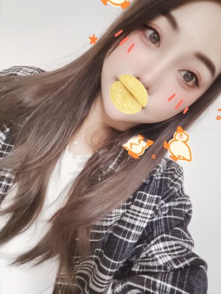 宝龙年轻妹子