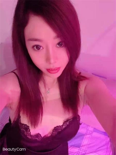 大胸小骚货苏苏