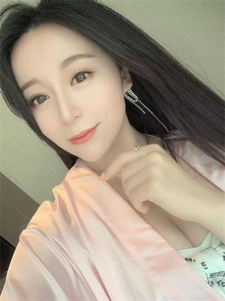 越秀性感小骚货