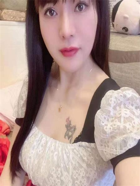 颜值服务都还可以思思