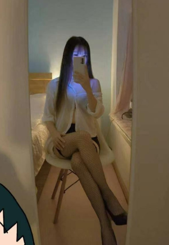 白云小仙女岚岚