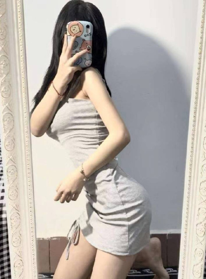 高颜值兼职小姐姐雅兮