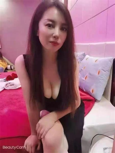保定大奶牛少妇