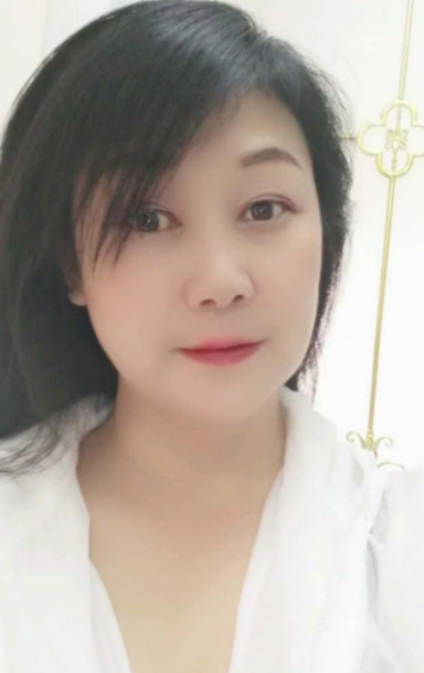 性价比很高的熟女，适合泻火