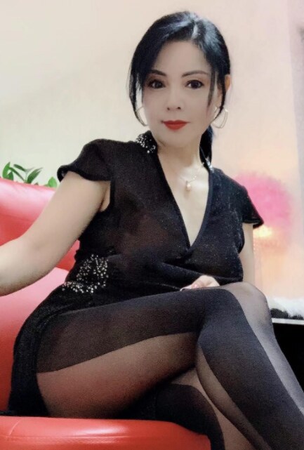 花果园大奶熟妇奶子特别大