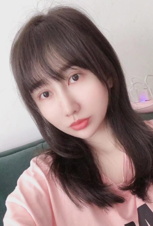 小个子美女菲菲