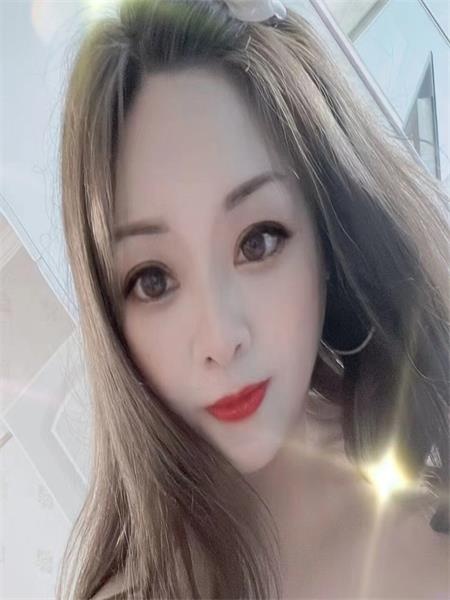巴国城小燕子