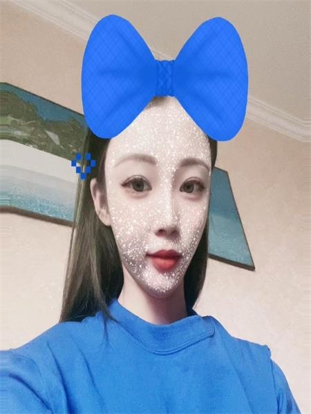 津南小海地莹莹