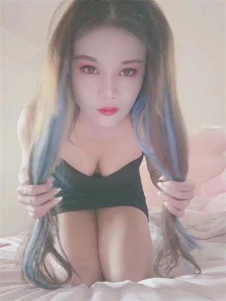 主打服务的小姐姐