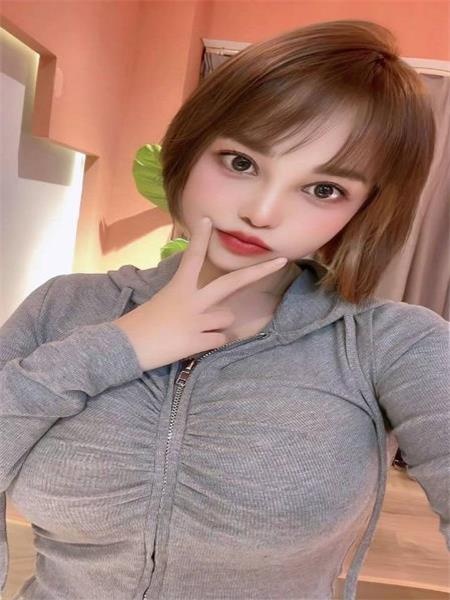 肤白貌美大胸妹淼淼