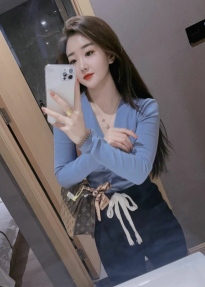 叫声骚浪的漂亮小玉