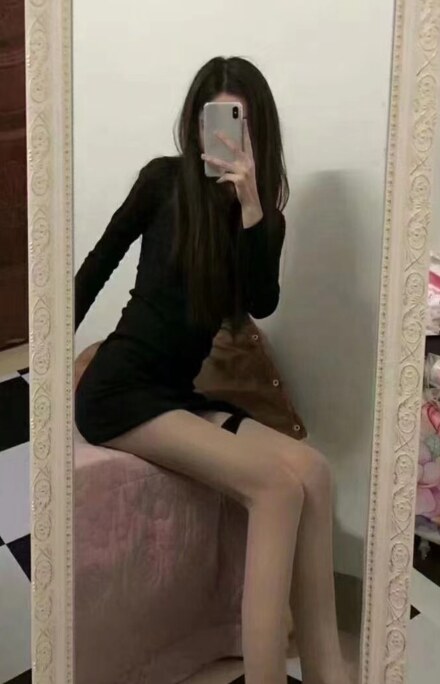百德广场小妹多多